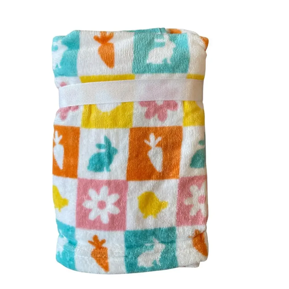 Set of 2 Casaba Easter Bath Hand Towels Multicolor Bunnies Carrots Chicks NEW